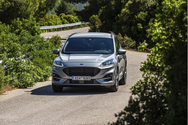 Tests  Ford Kuga Plug-in hybrid FWD 225Ps